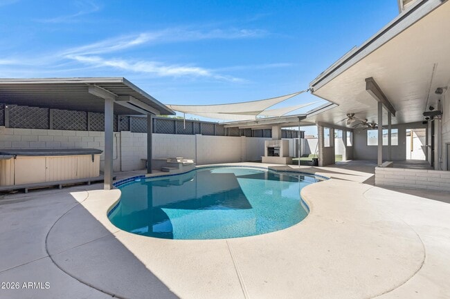 Photo - 1627 E Fremont Dr