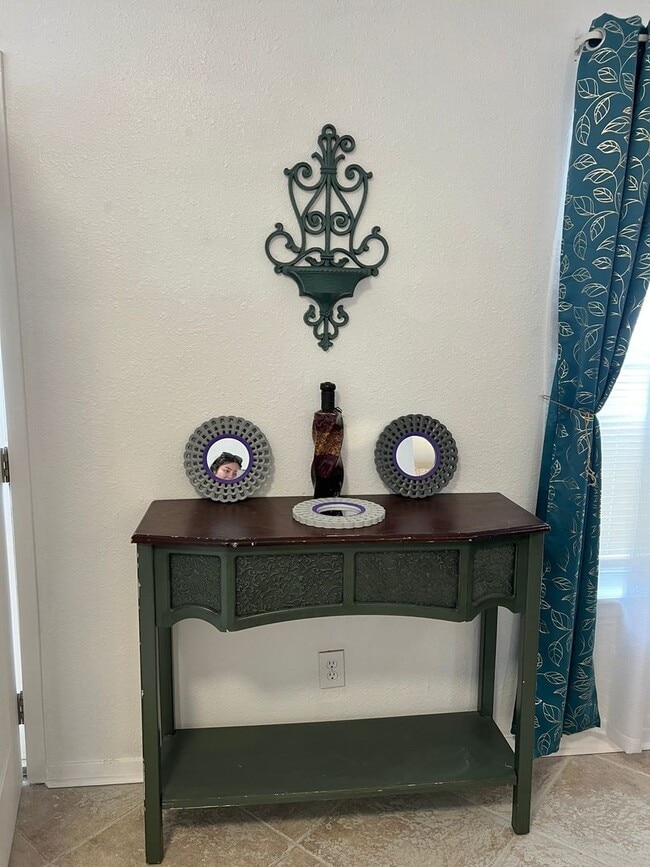 Photo - 1221 Delaware St