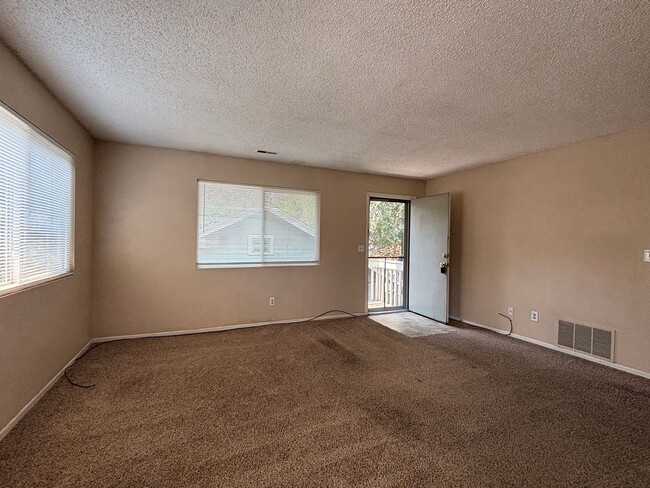Photo - 405 Bonfoy Ave Unit Bonfoy Avenue 407