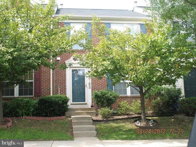 Building Photo - 13763 Palmetto Cir Rental