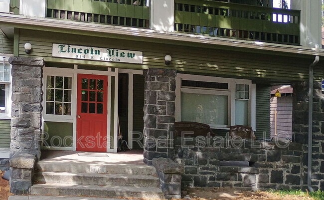 Photo - 814 S Lincoln St