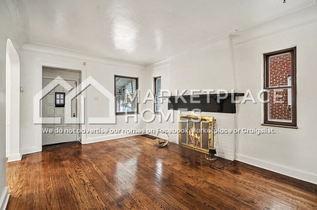 Photo - 15866 Mansfield St