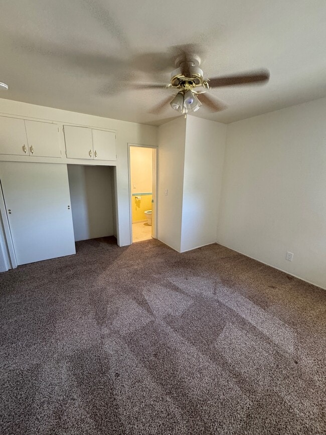 Photo - 345 E Guiberson Rd