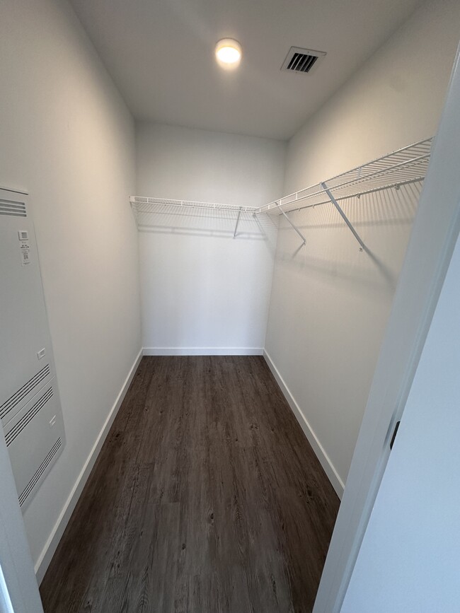 Photo - 221 NE 19th St Unidad A6