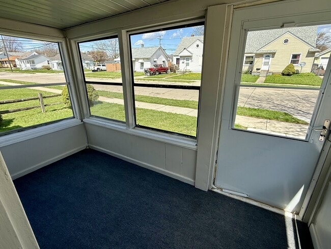 Photo - 18730 Meier St