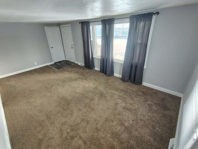 Photo - 4190 S Linden Rd