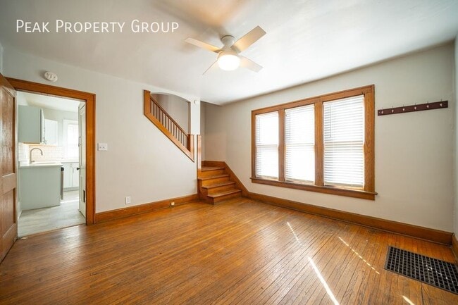 Photo - 828 Dennison Ave
