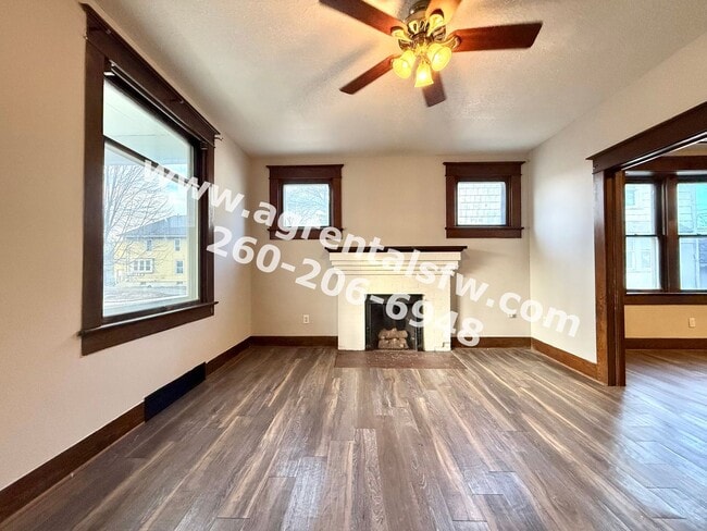 Photo - 2921 Broadway Unit #1