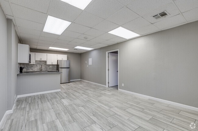 1 HAB, 1 BA - 850 ft² - Mark 1 Apartments