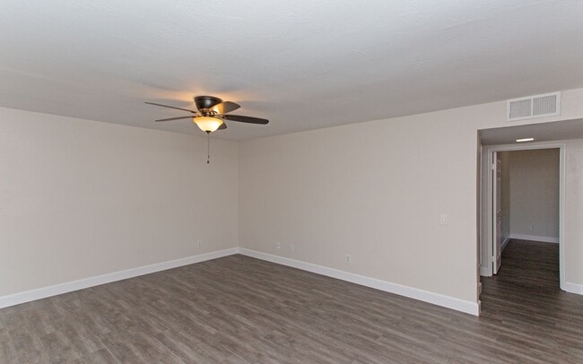 Photo - Downstairs End Unit 2 Bedroom Condo in Oceanside!