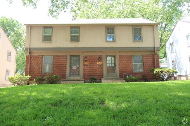 Building Photo - 2 Bedroom 1 Bath Duplex In The Waldo Area Rental