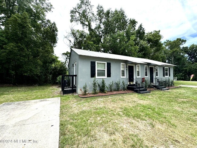 Photo - 5947 Wilmar Rd W House