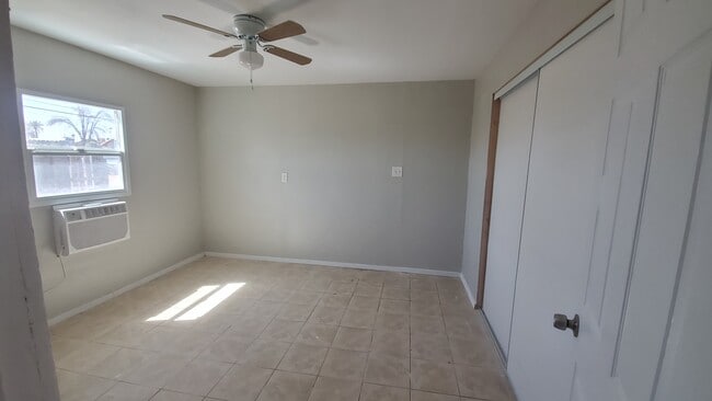 Photo - 141 E Ash Ave