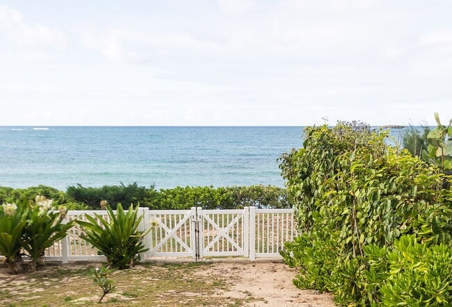Oceanfront Malaekahana 3 bed / 2 bath Reno... - Oceanfront Malaekahana 3 bed / 2 bath Reno... House