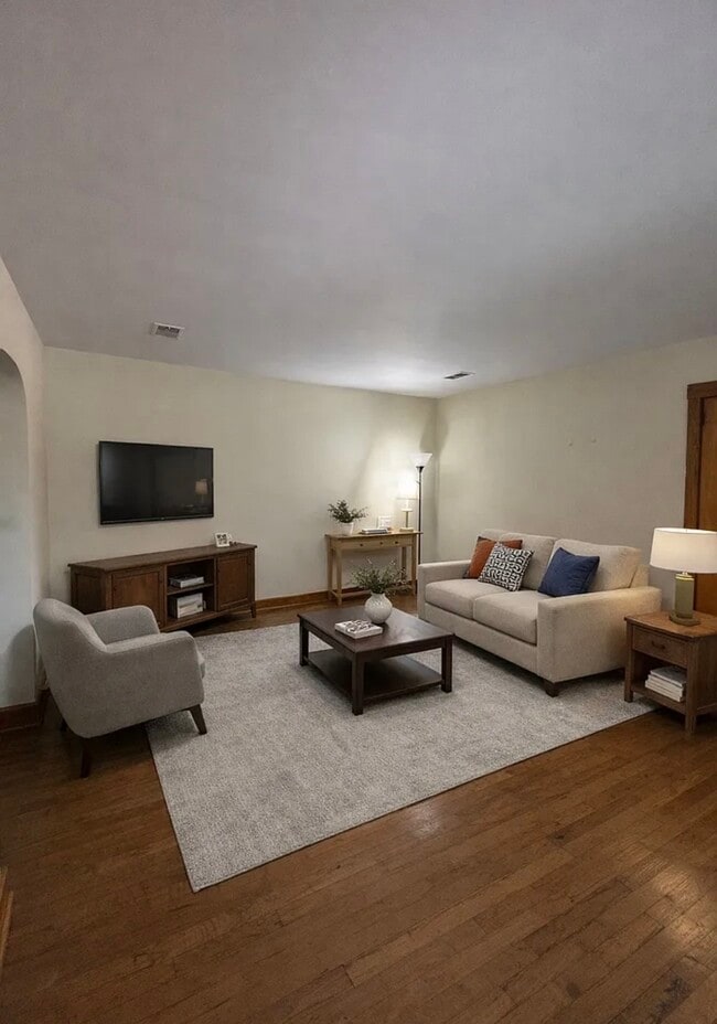 Photo - 18 Cleveland Ave Unit 1