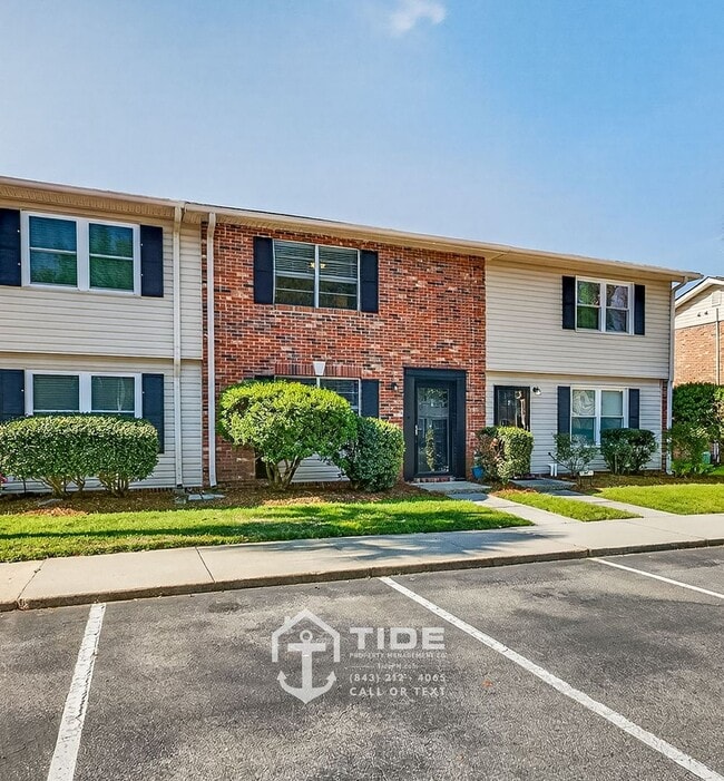 Photo - Comfortable Living Near Greenway Access