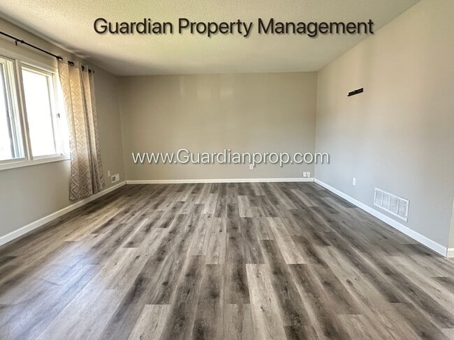 Photo - Champlin Single Family Home, Large Fenced ...