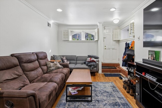 Photo - 1950 N Hudson Ave