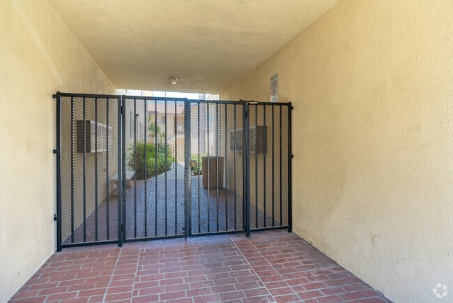 Entrance - 6319 Milton Ave