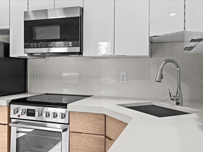 Photo - 87-89 Malden St Unit 302