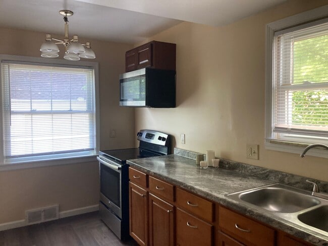 Photo - 4 Bedroom South Euclid House for Rent
