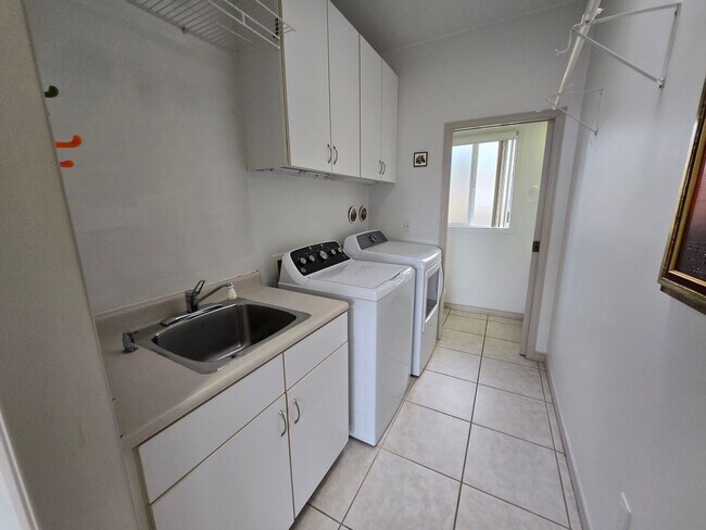 Photo - Renovated 3-Bedroom 2.5 bath  Home in Kula
