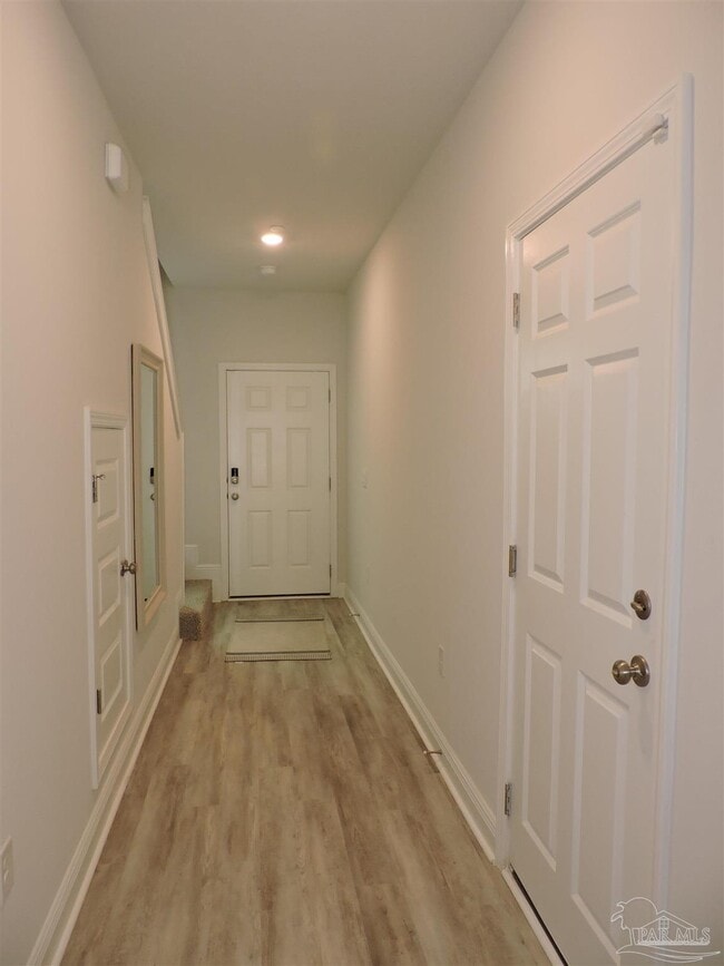 Photo - 7170 Village Ln