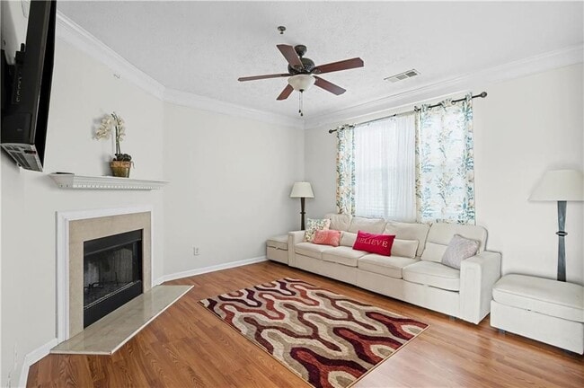 Photo - 102 Weatherstone Square Dr