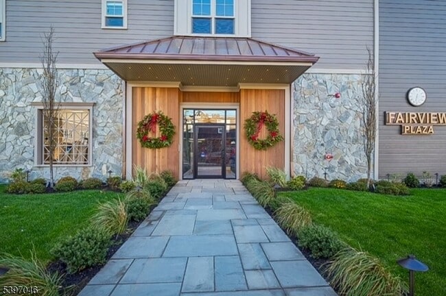 Photo - 106 Montgomery St