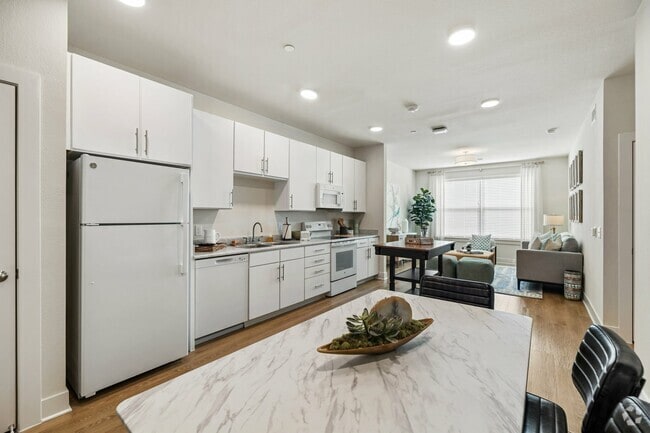 Building Photo - Incredible Savings: Up to 2 Months Rent-Free Unit BSC1 Rental
