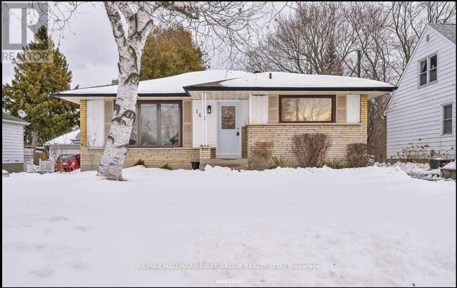 Photo - 167 Harmony Rd N