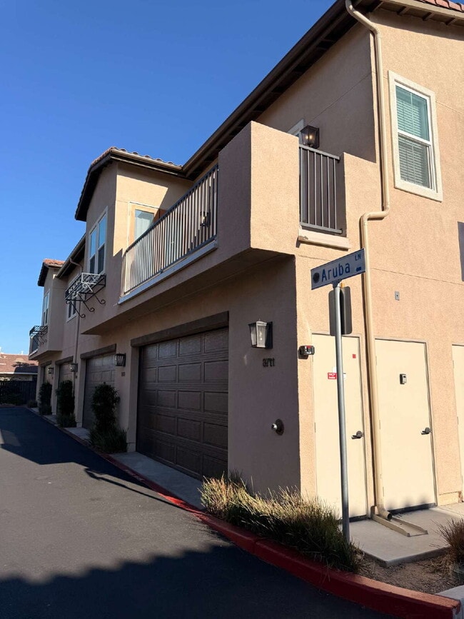 Photo - $4,100 - 3 Bed/ 3 Bath Modern Townhome in Santee