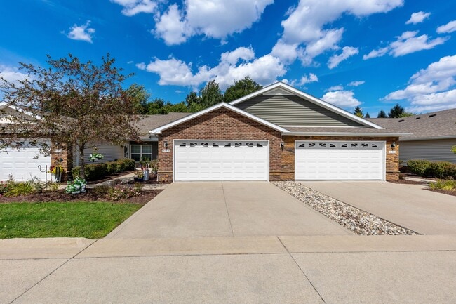 Photo - Redwood Canton