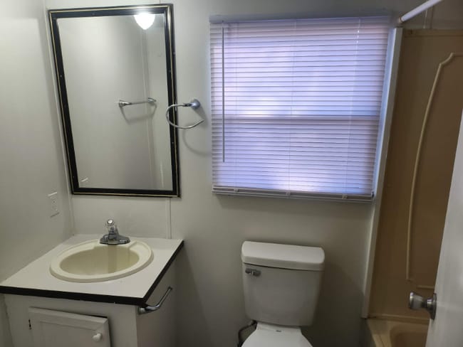 Photo - 1512 Orchard Farm Ln