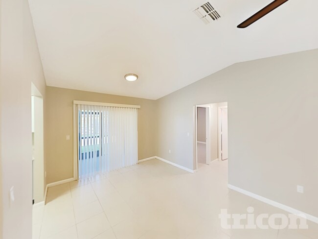 Photo - 4128 Sunny Land Dr