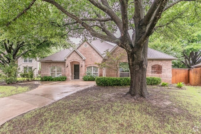 Building Photo - Immaculate, Fully Remodeled Home in Gated ...