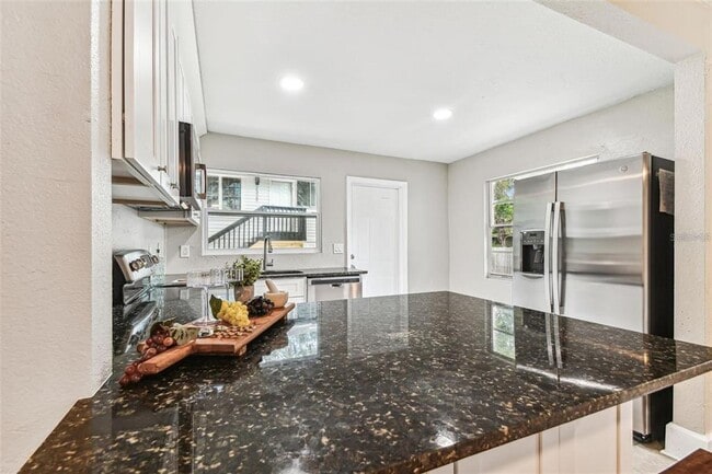 Photo - 2329 7TH St S