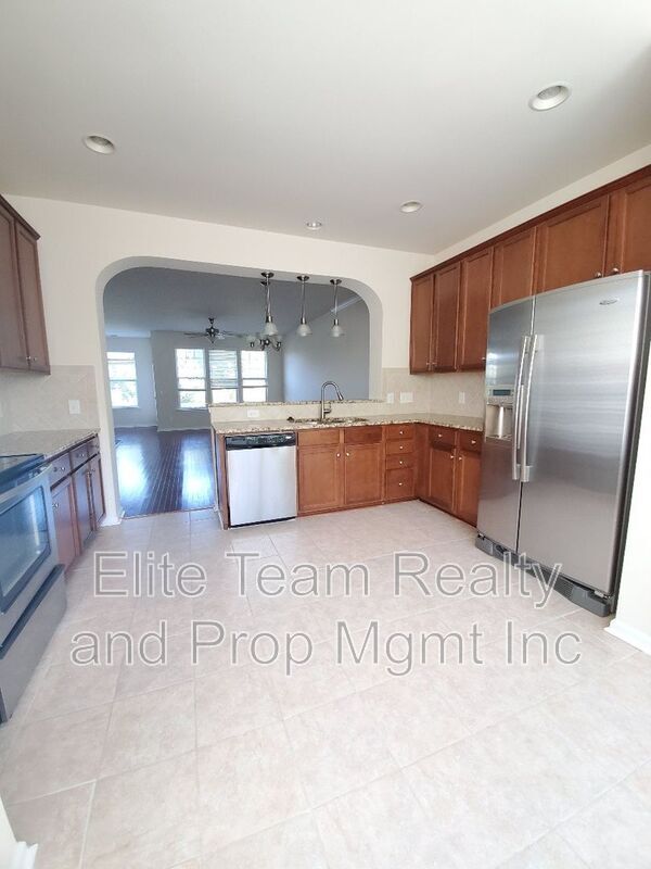 Photo - 11190 Bridgewater Dr