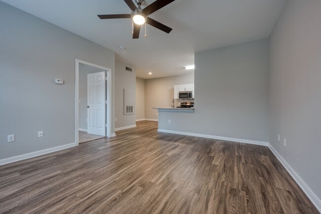 Braunfels Place apartments — community photo