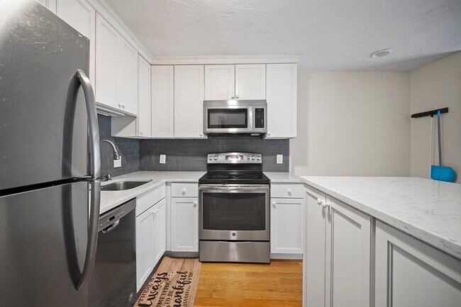 Photo - 148 Quincy Shore Dr Unit 31