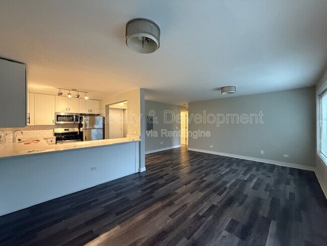 Photo - 800 Graceland Ave Unidad 104