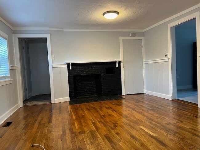 Photo - 26 Mill St