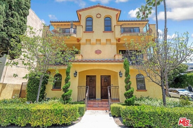 Photo - 500 Orlando Ave Unidad 102 Rental