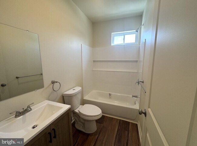 Photo - 126 Washington Ave Unit 1B