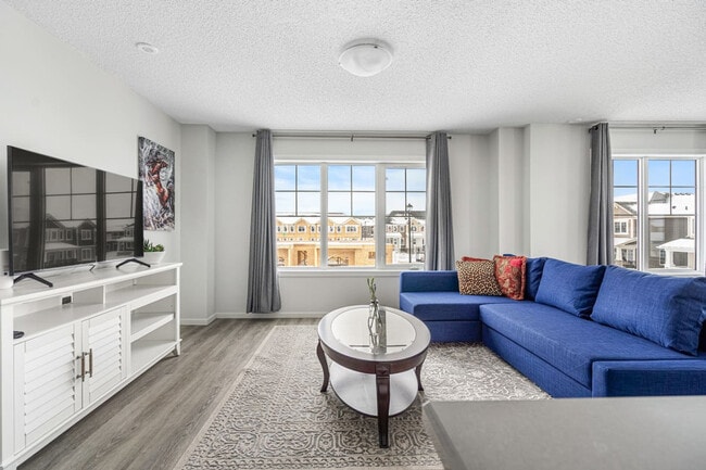 Building Photo - 805 Windbury Pl SW