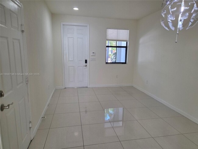 Photo - 8841 NW 103rd Ave