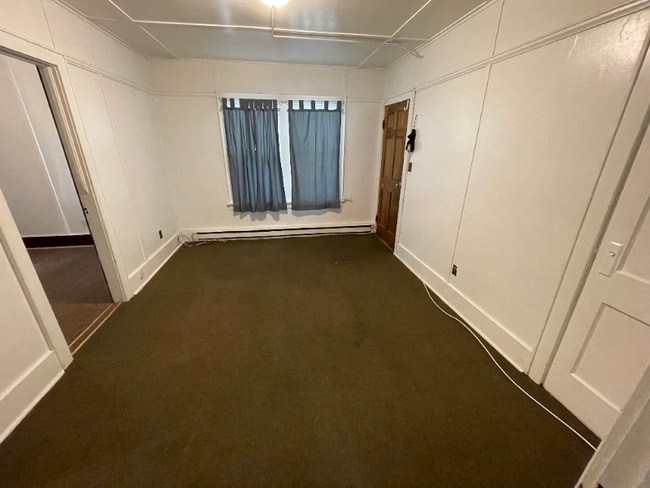 Building Photo - 7 Hill St