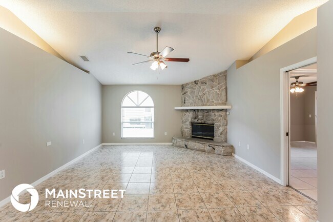 Photo - 5608 29th St Cir E