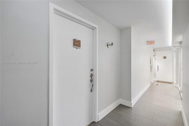 Photo - 2977 McFarlane Rd Unit 9