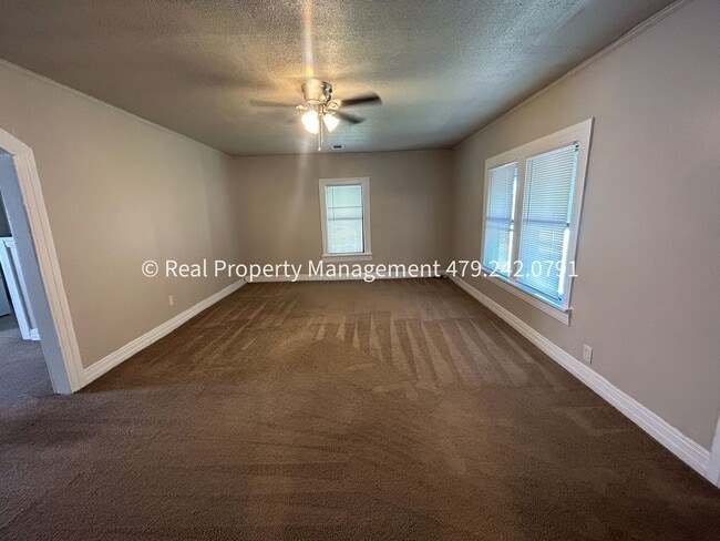 Photo - 2705 Jenny Lind Rd